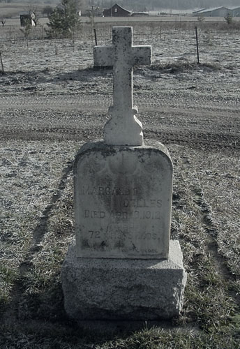 tombstone at the Colville Cemetery